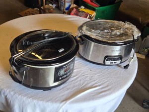 Hamilton Beach Slow Cooker and Crock-Pot Slow Cooker - Power On