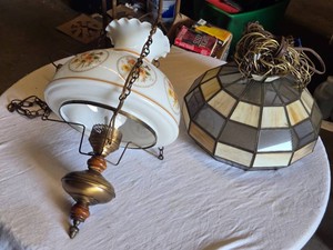 Floral Glass Pendant Light Fixture and Tiffany Style Stained Glass Lamp Shade