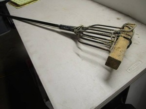 Dark House Spear