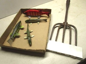 Spear Head, Spearing Decoys