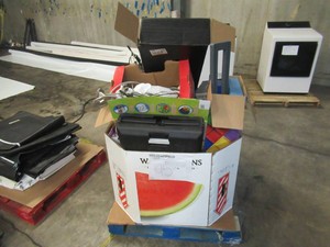 Pallet of Store Overstock and Ecommerce Product and Returns