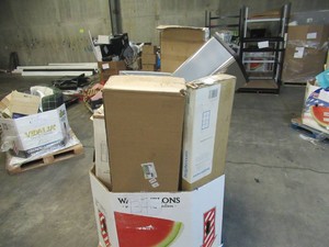 Pallet of Store Overstock and Ecommerce Product and Returns