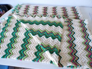 Large Afgan Crochet GreensRoseCream 60 x 76
