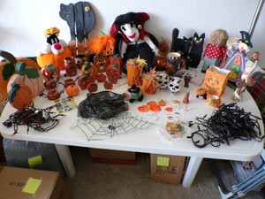 Large Lot of Halloween Decorations