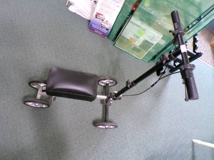 Like New - Elenker Knee Scooter