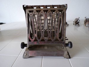 Westinghouse Vintage Turnover Toaster - No Cord