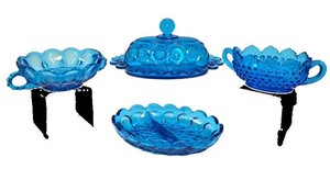Ll-FR - Vintage Blue Glass Tableware Grouping - L.E. Smith Moon and Stars & Fenton Hobnail (4 Pieces)