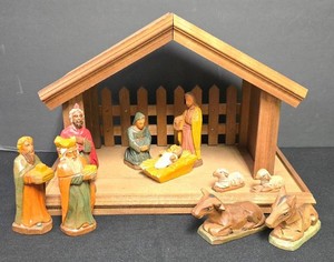 Ll-FR - Vintage Nativity Set With Manger (Lot of 11)
