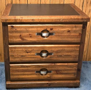 LL-BR - Vintage Chest of Drawers Pine Three-Drawer Dresser