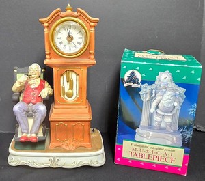 LL-BR - Musical Tablepiece Holiday Classics Melody in Motion New in Box