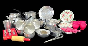 LL-BR - Vintage Toy Kitchen Dishes Mixed Lot