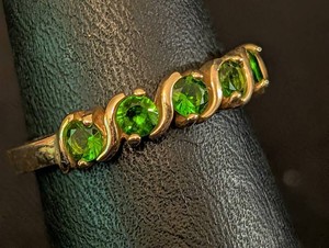 DR - Emerald Ring - 14K Yellow Gold Size 7.5 2 Grams