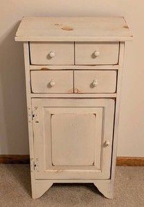 BR - Shabby Chic White Accent Table