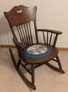 BR - Rocking Chair - Vintage Mahogany Needlepoint