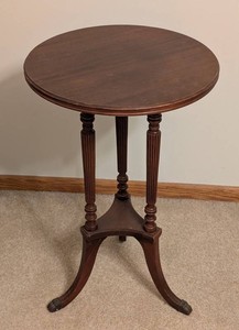 BR - Accent Table - Vintage Round Wood Table
