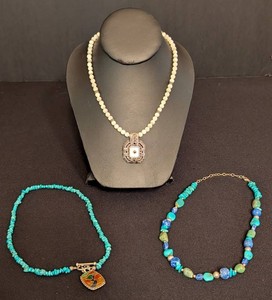DR - Stone Necklace Trio - Beaded Pendant Set