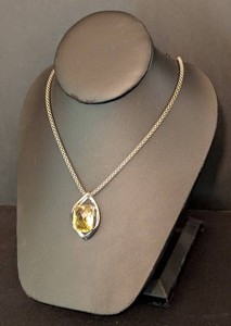 DR - Sterling Silver Necklace With Cubic Zirconia Pendant