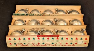 SR - Vintage Shiny Brite Glass Christmas Ornaments (Lot of 15)