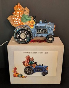 SR - Ceramic Tractor Accent Light Cracker Barrel Squirrel Lamp