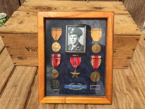 WWII U.S. Soldier Medals Display Box