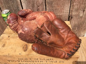 Vintage WILSON - Harry Brecheen Ball Glove  Pair Boxing Gloves