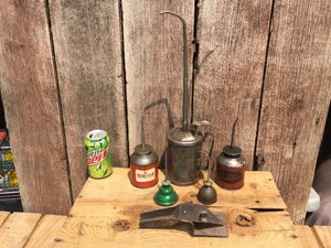 Vintage Oil CansSpout - Eagle - midland - AmeriCan - Huffman