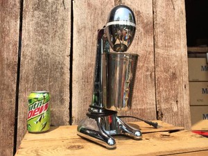 Hamilton Beach - Classic Drink Master 730C - Powers On