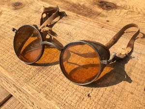Vintage WILSON MilitaryGlacierSafety Amber Goggles