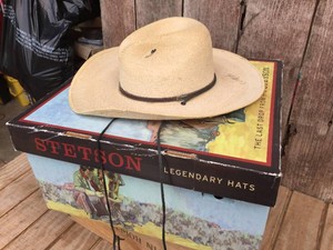 Vintage ATWOOD Ranger Hat in STETSON Hat Box - 7 18