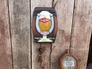 Vintage GRAIN BELT Good Luck Bubbler Light and Special Export