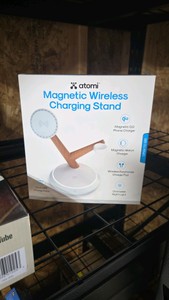 Atomi Magnetic Wireless Charging Stand