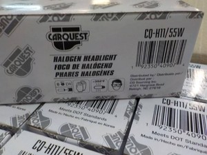 Case of 50 Car Quest Halogen Head L...