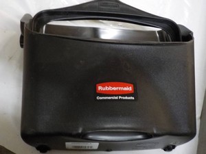 Rubber Maid Floor Dust pan with Ben...