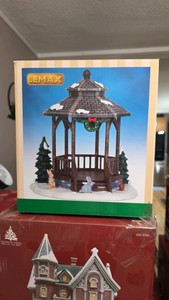 Lemax Winter Gazebo
