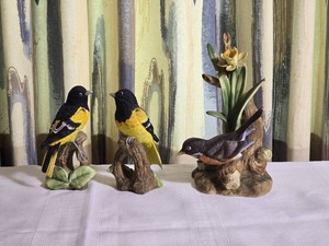 Vintage Lefton China Yellow Songbird and Robin Figurines, Set of 3