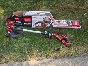 Toro Electric String Trimmer and 22 Inch Hedge Trimmer