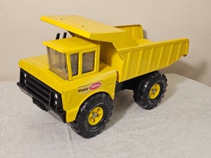 1970s Mighty Tonka Yellow Dump Truck