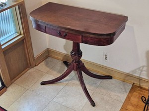 Beautiful Antique Mersman Flip-Top Game Table with Duncan Phyfe Styling