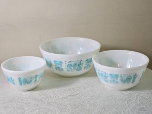 Pyrex Amish Butterprint Bowl