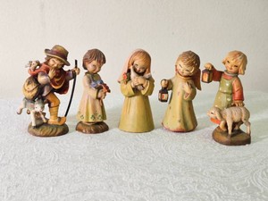 Anri Jaun Ferrandiz Figures Group