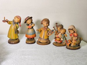 Anri Jaun Ferrandiz Figures Group