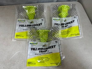 3 New Rescue Yellow Jacket Traps