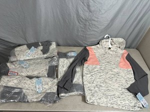 5 New Youth Hooded Sweatshirts - Size M (810)