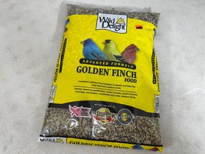 New 5 lb Bag of Wild Delight Bird Seed