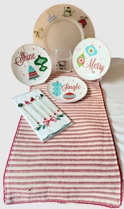 Christmas Table Linens & Plates Mixed Lot Ashland, Tinsel & Fir
