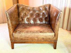 LL - Oversize Leather Club Chair Original Patina