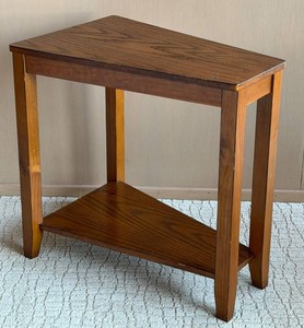 LS - Chairside End Table by Steven Silver Company