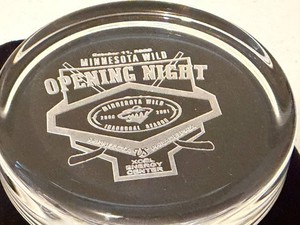 Crystal Puck Minnesota Wild Opening Night 2000-2001 Xcel Energy Center