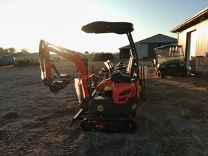 ME18 MINI EXCAVATOR
