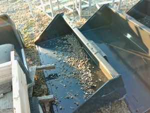 Track Duty Bucket 72